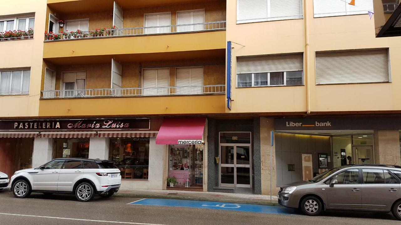 Hostal La Sierra Saron Zewnętrze zdjęcie